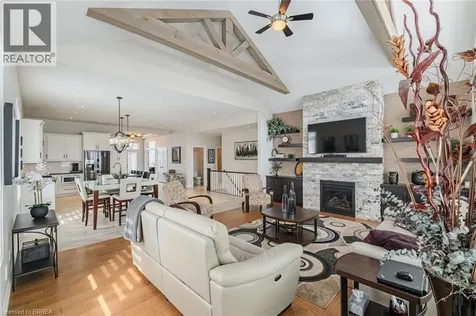 5 Moore Boulevard Brantford ON N3T 0E2