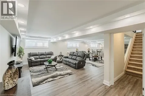 5 Moore Boulevard Brantford ON N3T 0E2