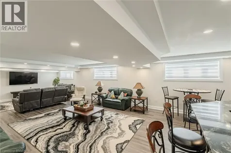 5 Moore Boulevard Brantford ON N3T 0E2