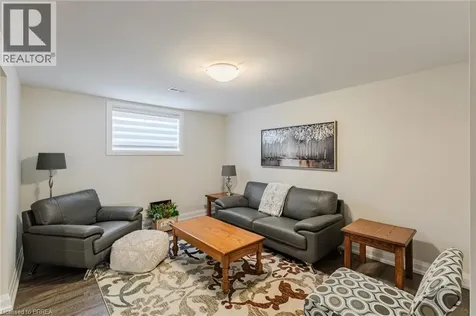 5 Moore Boulevard Brantford ON N3T 0E2