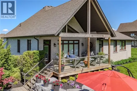 5 Moore Boulevard Brantford ON N3T 0E2