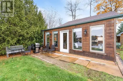 12 Cabin Crescent Wasaga Beach ON L9Z 1X7