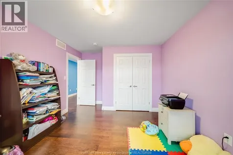 1665 Rockport Street Windsor ON N9G 0A6