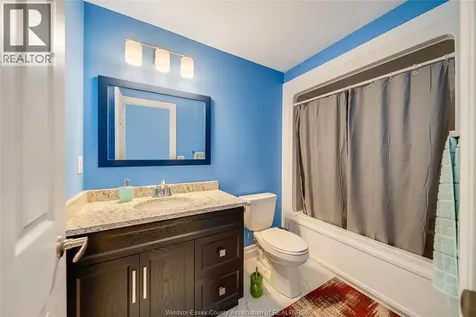 1665 Rockport Street Windsor ON N9G 0A6