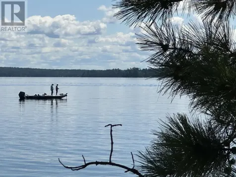 G-1688 Rainy Lake Fort Frances ON P0W 1H0
