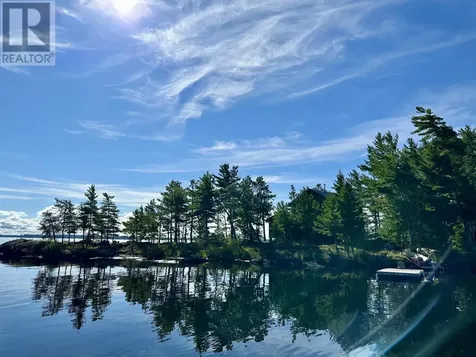 G-1688 Rainy Lake Fort Frances ON P0W 1H0