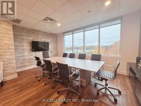 3485 Rebecca Street Oakville (qe Queen Elizabeth) ON L6L 6X9