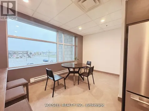 3485 Rebecca Street Oakville (qe Queen Elizabeth) ON L6L 6X9