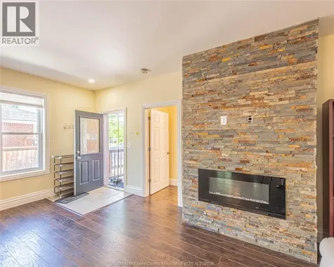 493 Wellington Avenue Windsor ON N9A 5J3