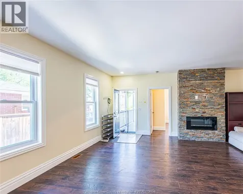 493 Wellington Avenue Windsor ON N9A 5J3