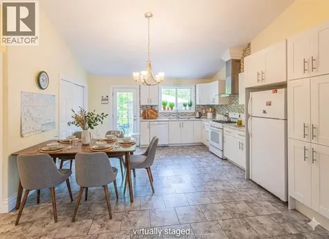 493 Wellington Avenue Windsor ON N9A 5J3