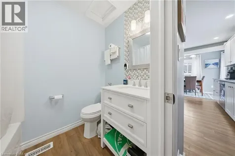 64 Richardson Street Brantford ON N3T 1J1