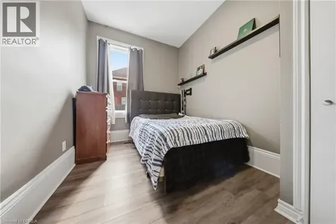 64 Richardson Street Brantford ON N3T 1J1