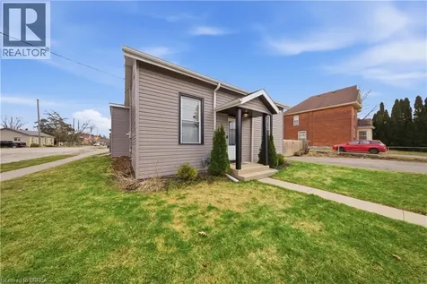 64 Richardson Street Brantford ON N3T 1J1