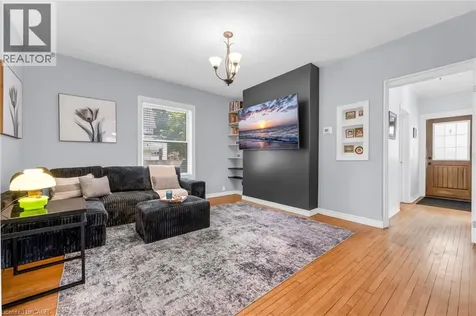 110 Oak Street Brantford ON N3T 2B5