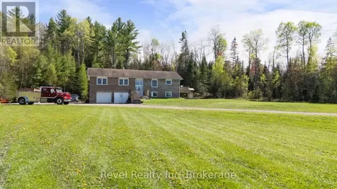 471 Lindquist Line Powassan ON P0H 1Z0