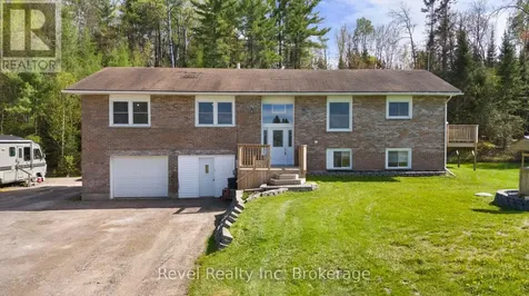 471 Lindquist Line Powassan ON P0H 1Z0