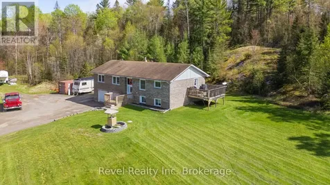 471 Lindquist Line Powassan ON P0H 1Z0