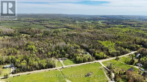 471 Lindquist Line Powassan ON P0H 1Z0