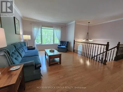 382 Pearl Street West Brockville ON K6V 4E5