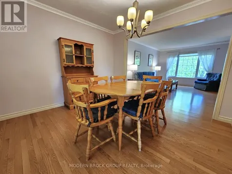 382 Pearl Street West Brockville ON K6V 4E5