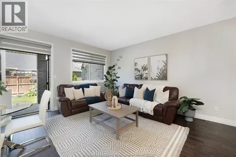 211 Livingstone Crescent Amherstburg ON N9V 4C5