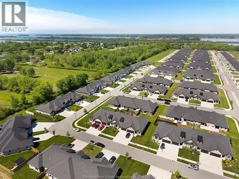 211 Livingstone Crescent Amherstburg ON N9V 4C5