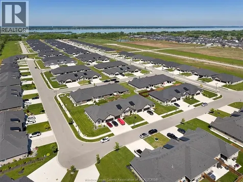 211 Livingstone Crescent Amherstburg ON N9V 4C5