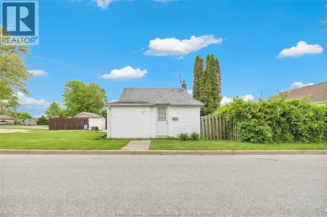 23 Bayview Place Leamington ON N8H 3E8