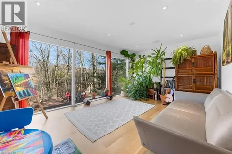 39 Hilts Drive Stoney Creek ON L8G 3H5
