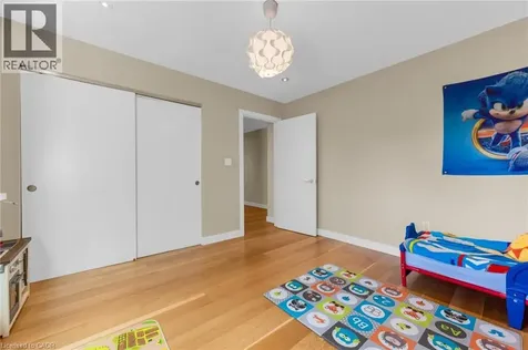 39 Hilts Drive Stoney Creek ON L8G 3H5
