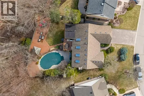39 Hilts Drive Stoney Creek ON L8G 3H5