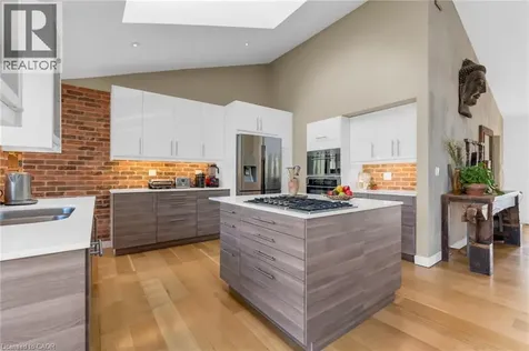 39 Hilts Drive Stoney Creek ON L8G 3H5