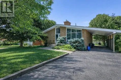 2347 Baseline Road Ottawa ON K2C 0E2