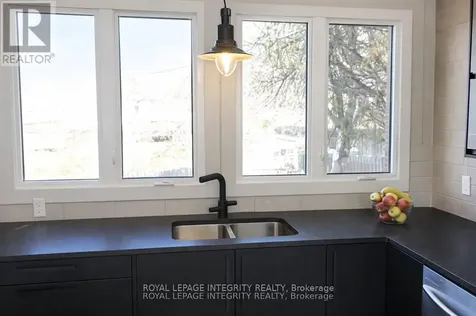 2347 Baseline Road Ottawa ON K2C 0E2