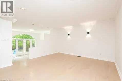 78 West River Street Oakville ON L6L 3B5