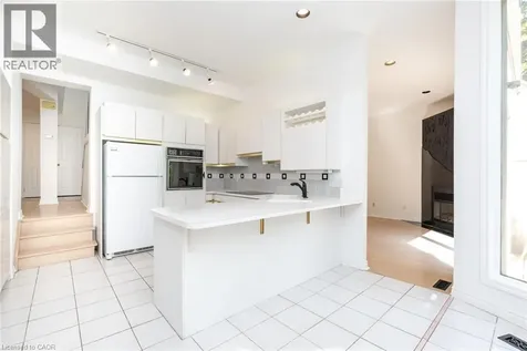 78 West River Street Oakville ON L6L 3B5