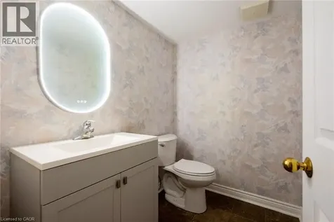 78 West River Street Oakville ON L6L 3B5