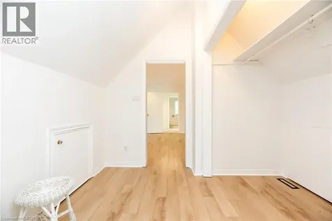 78 West River Street Oakville ON L6L 3B5