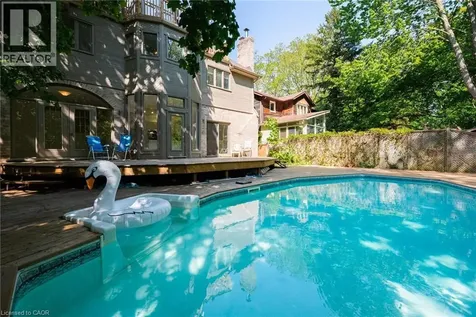 78 West River Street Oakville ON L6L 3B5