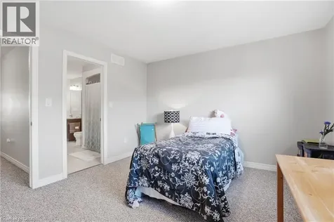 6118 Kelsey Crescent Niagara Falls ON L2H 0M6