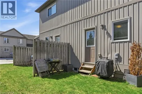 6118 Kelsey Crescent Niagara Falls ON L2H 0M6