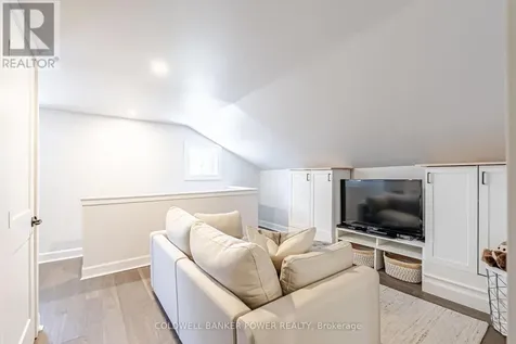8584 Irish Drive Strathroy-caradoc ON N0L 1W0