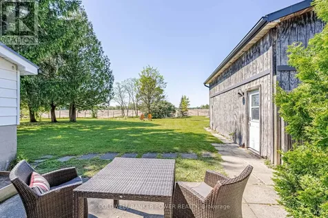 8584 Irish Drive Strathroy-caradoc ON N0L 1W0