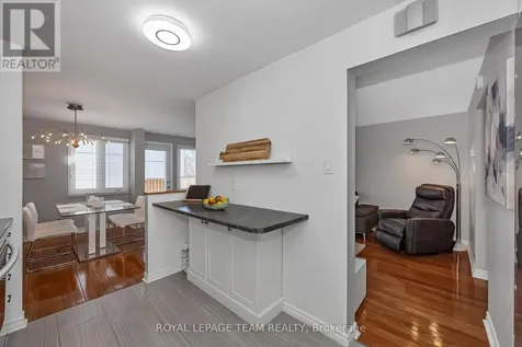 18 Benlea Drive Ottawa ON K2G 4A8