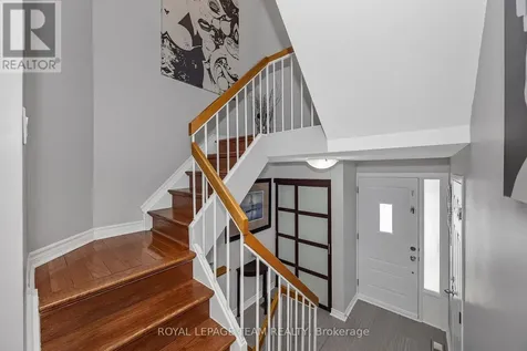 18 Benlea Drive Ottawa ON K2G 4A8