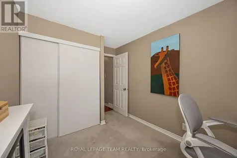 18 Benlea Drive Ottawa ON K2G 4A8