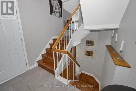 18 Benlea Drive Ottawa ON K2G 4A8