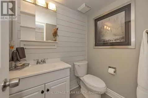 18 Benlea Drive Ottawa ON K2G 4A8
