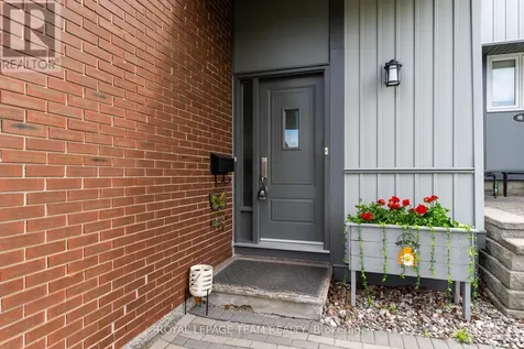 18 Benlea Drive Ottawa ON K2G 4A8